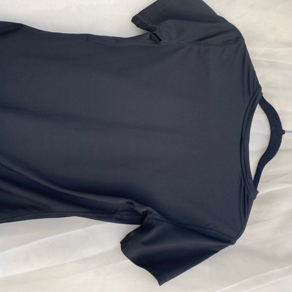 black workout top - Picture 7 of 8